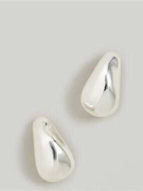 NWT | Madewell Sculptural Droplet Statement Earrings in Light Silver Ox